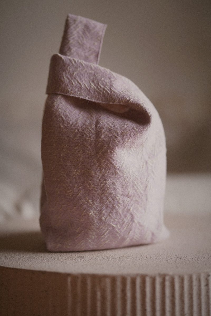 Yuki, a small knot bag